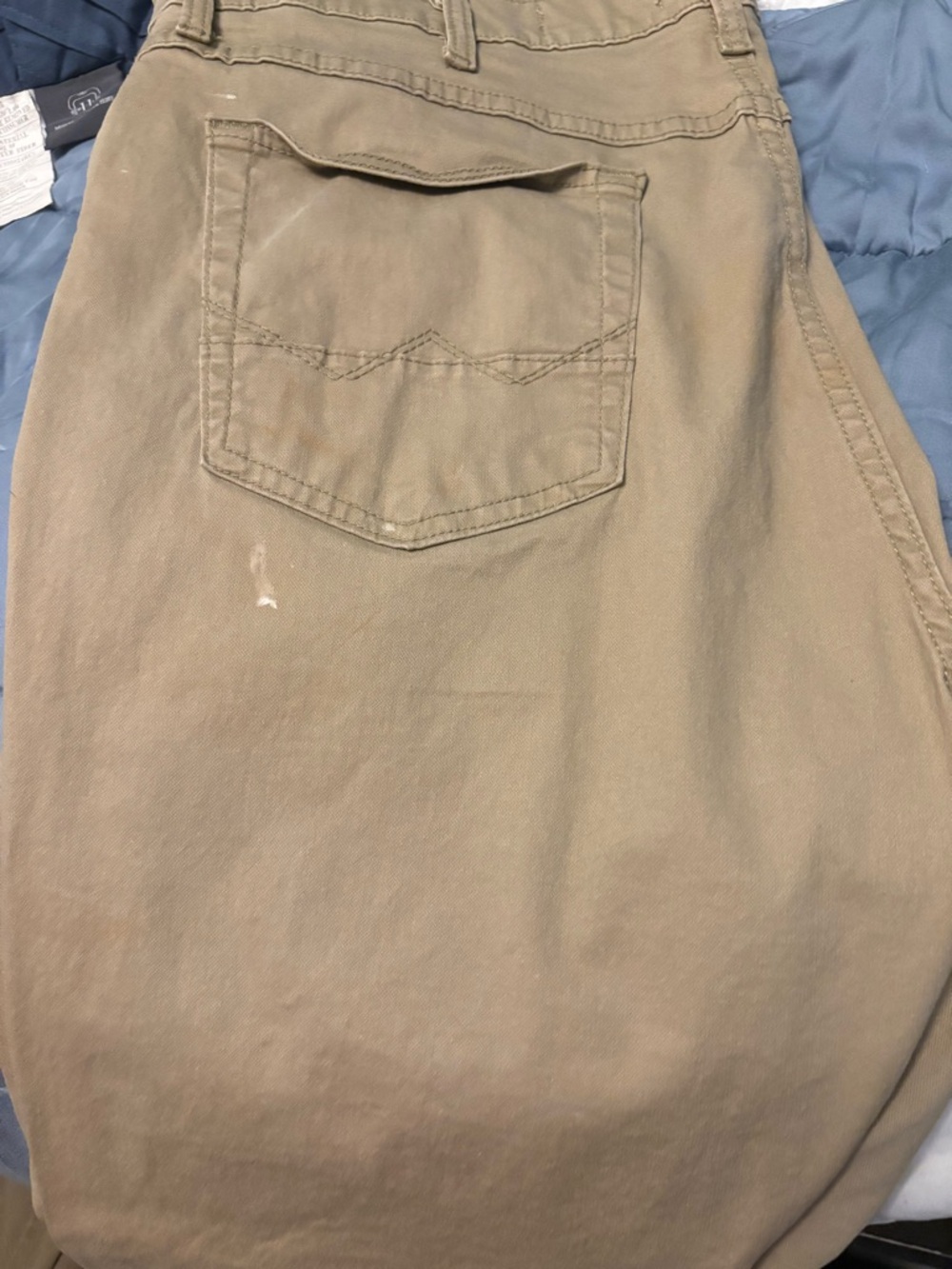 Wrangler Men's Tan Chinos with Back Pocket Detail